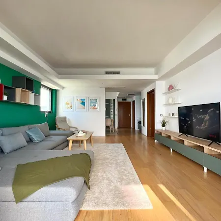 Luxury Beachfront - Quite Area, 100 Sqm Constanta