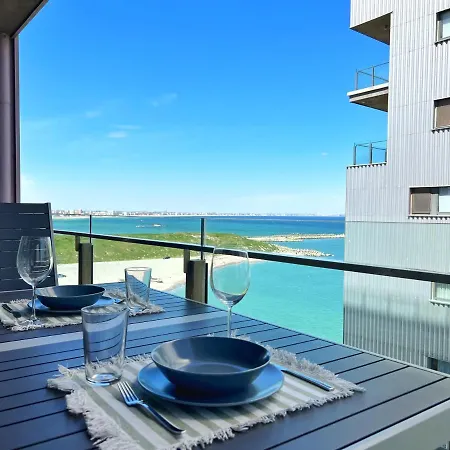 Luxury Beachfront - Quite Area, 100 Sqm Constanţa